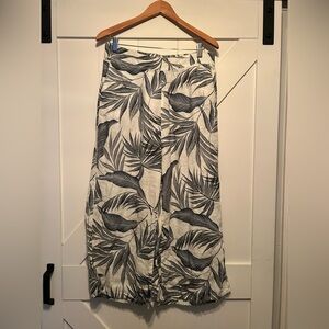 Tahari linen cropped pants leaf print size XL